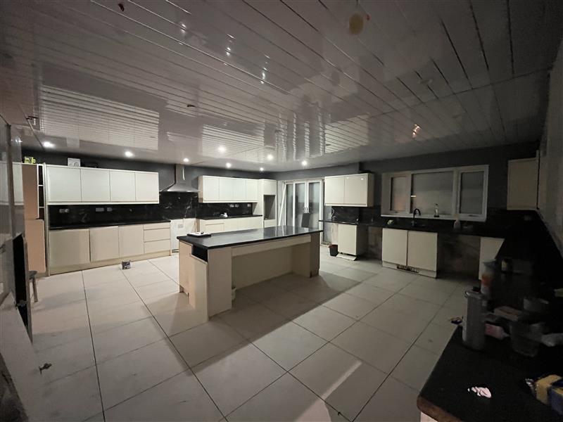 Property image #4