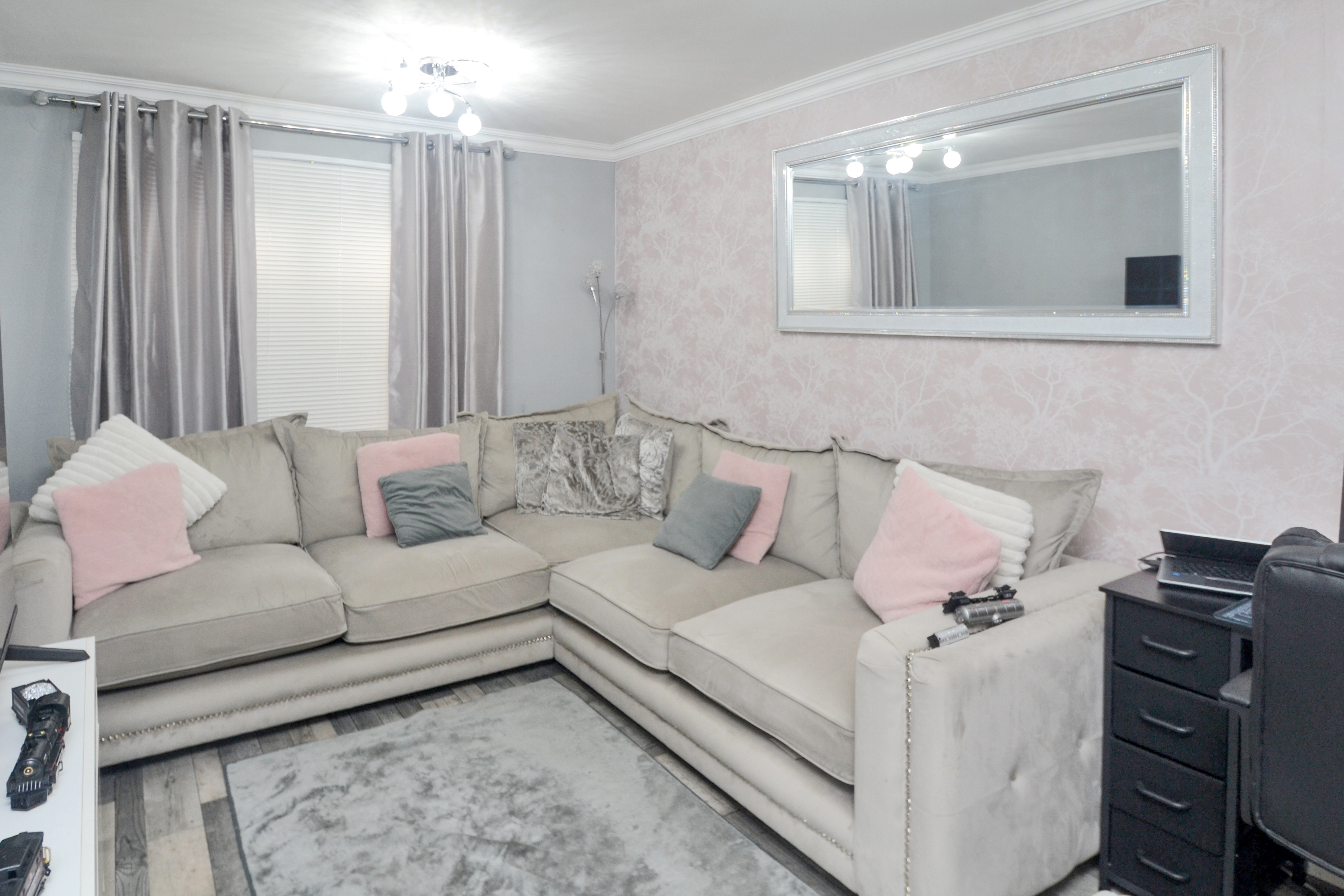 Property image #3