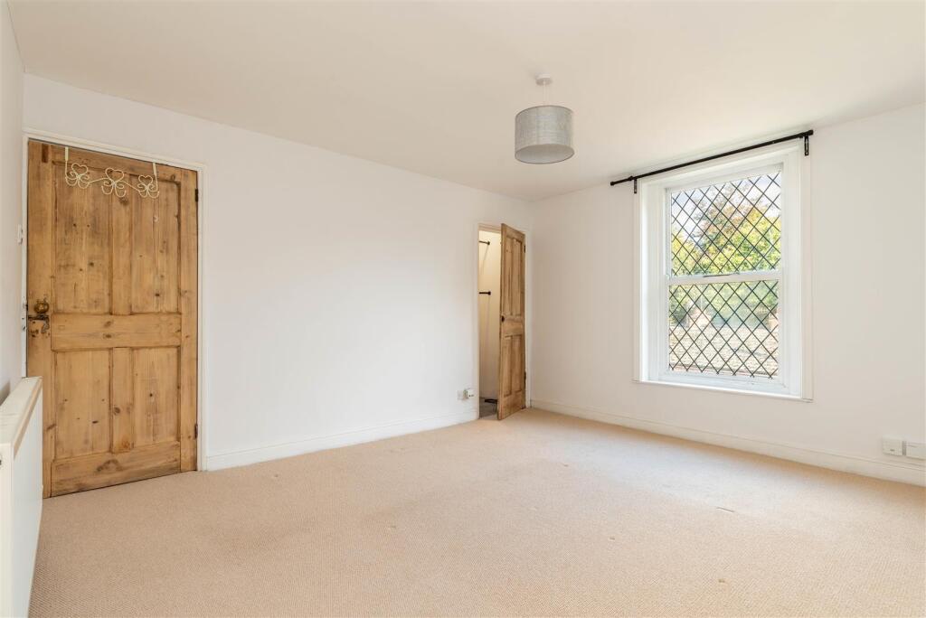 Property image #8