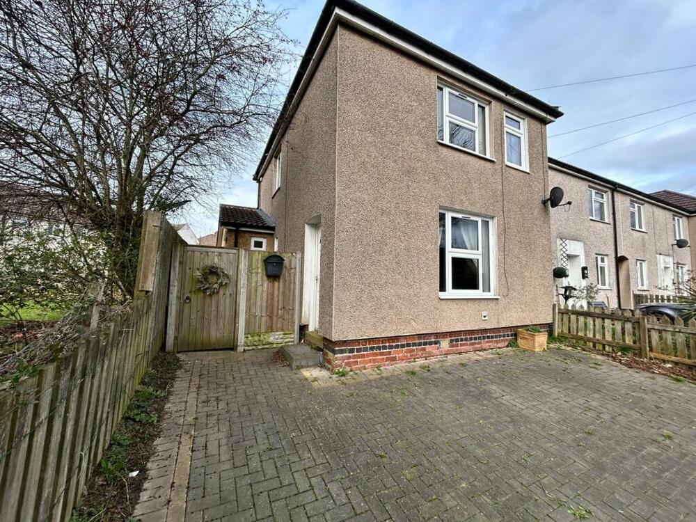 End Town House with 3-4 Bedrooms