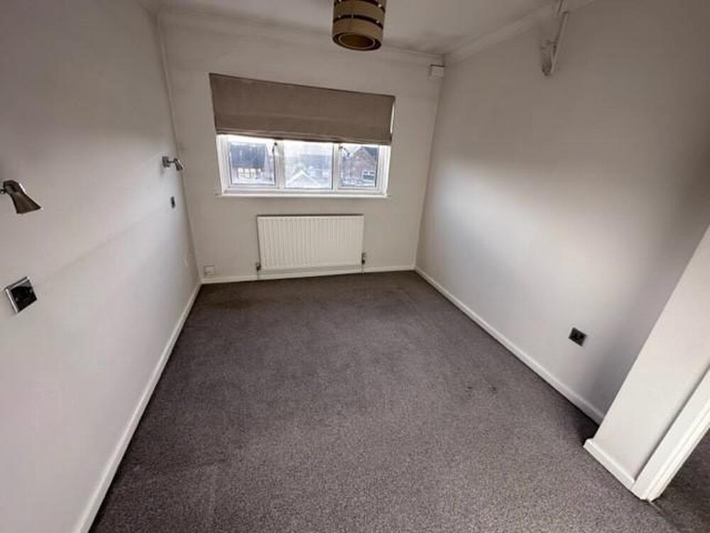 Photo of 6 Elmhurst Avenue, Broadmeadows, South Normanton, Alfreton, Derbyshire DE55 3NH