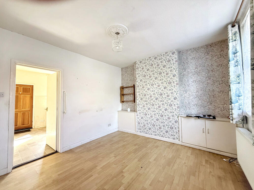 Photo of 8 Wellington Street, Eastwood, Nottingham, Nottinghamshire NG16 3BB