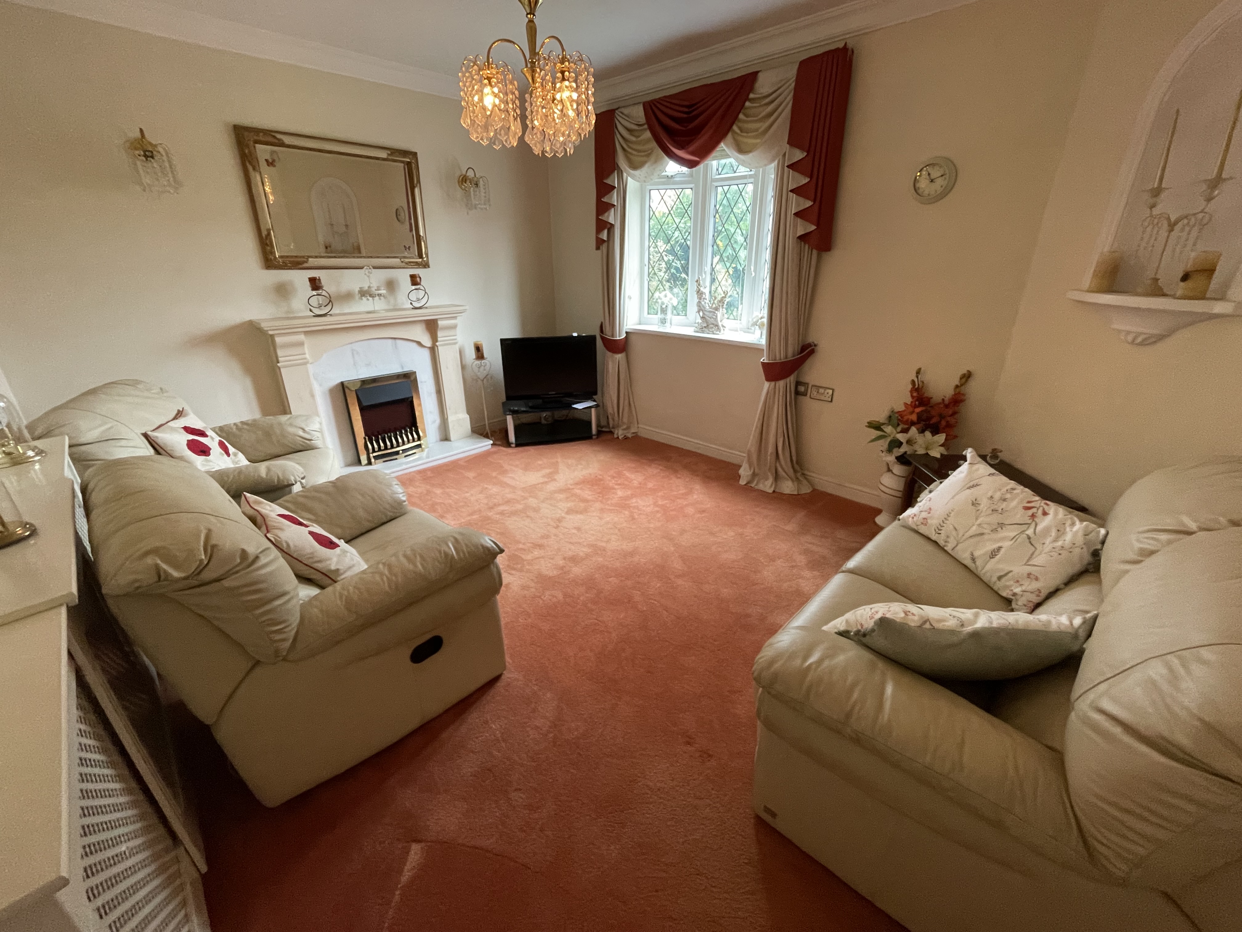 Property image #2