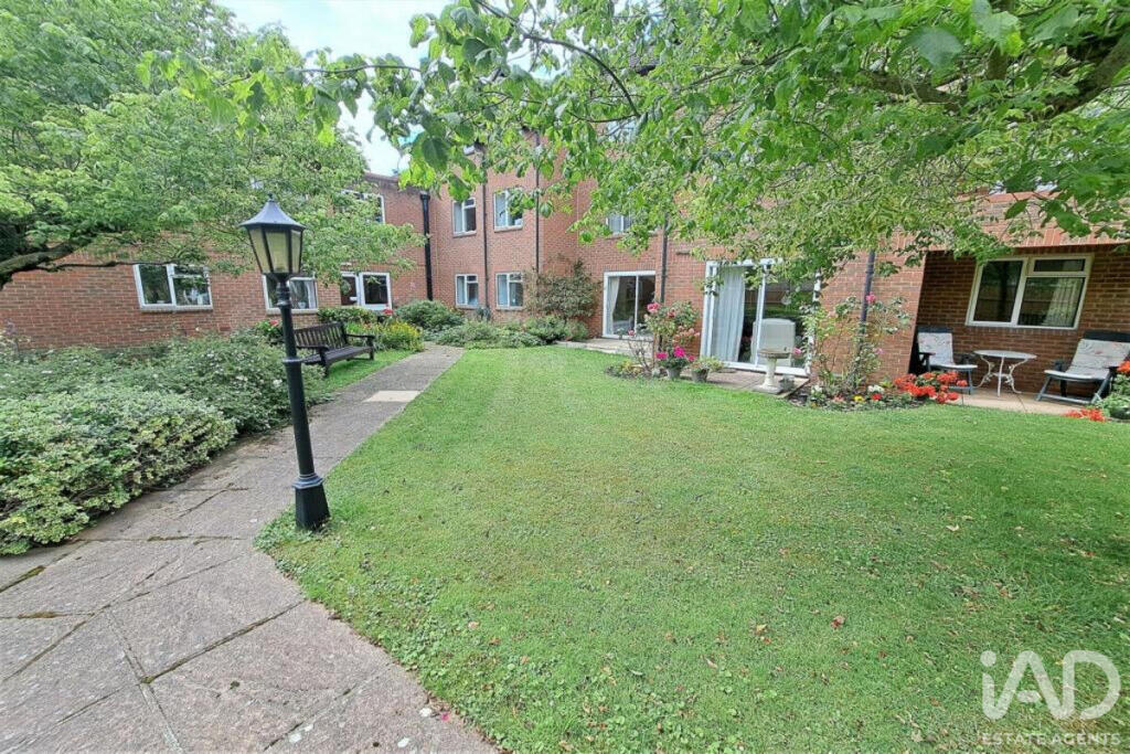 Property image #9