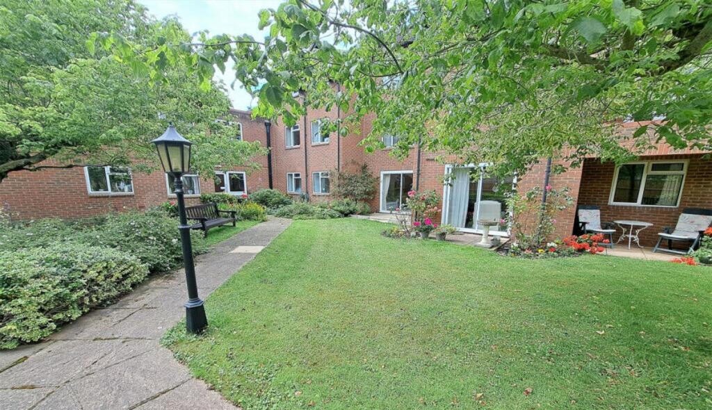 Property image #9