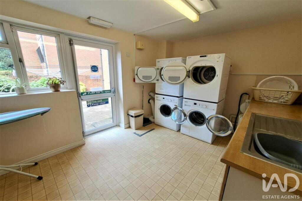 Property image #8