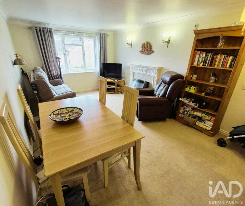 Photo of 25 Trinity Court, Wethered Road, Marlow, Buckinghamshire SL7 3TZ