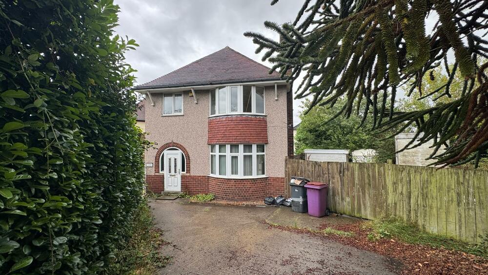 Detached Bay Fronted Three Bedroomed House on a Corner Plot