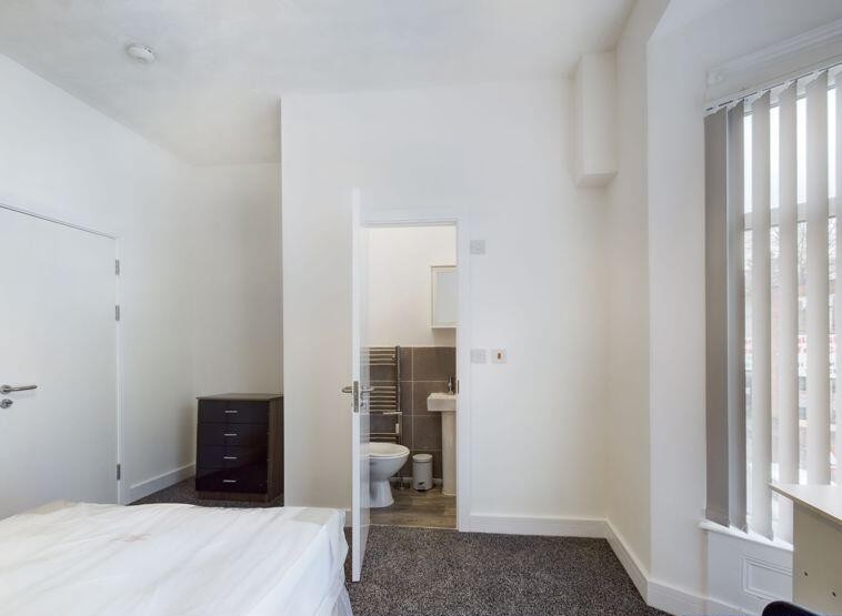 Property image #6