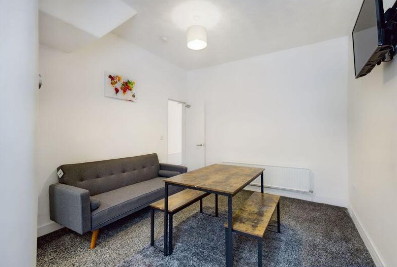 Property image #1
