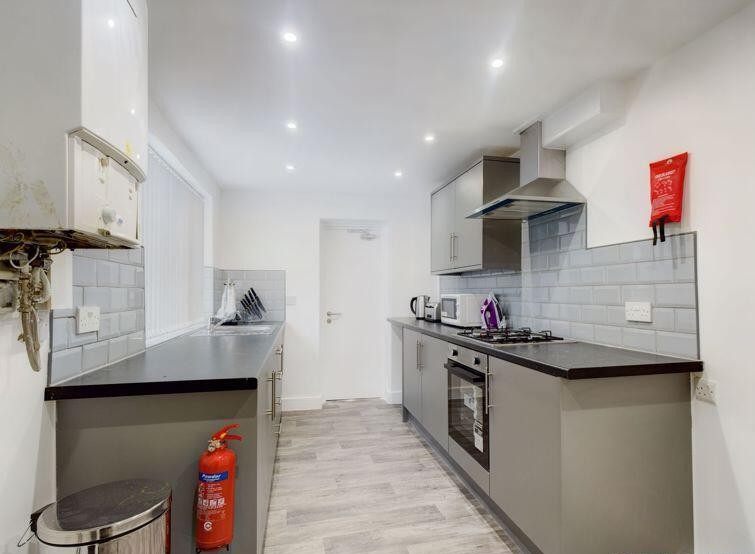 Property image #2