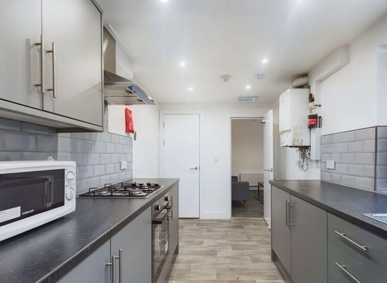 Property image #3