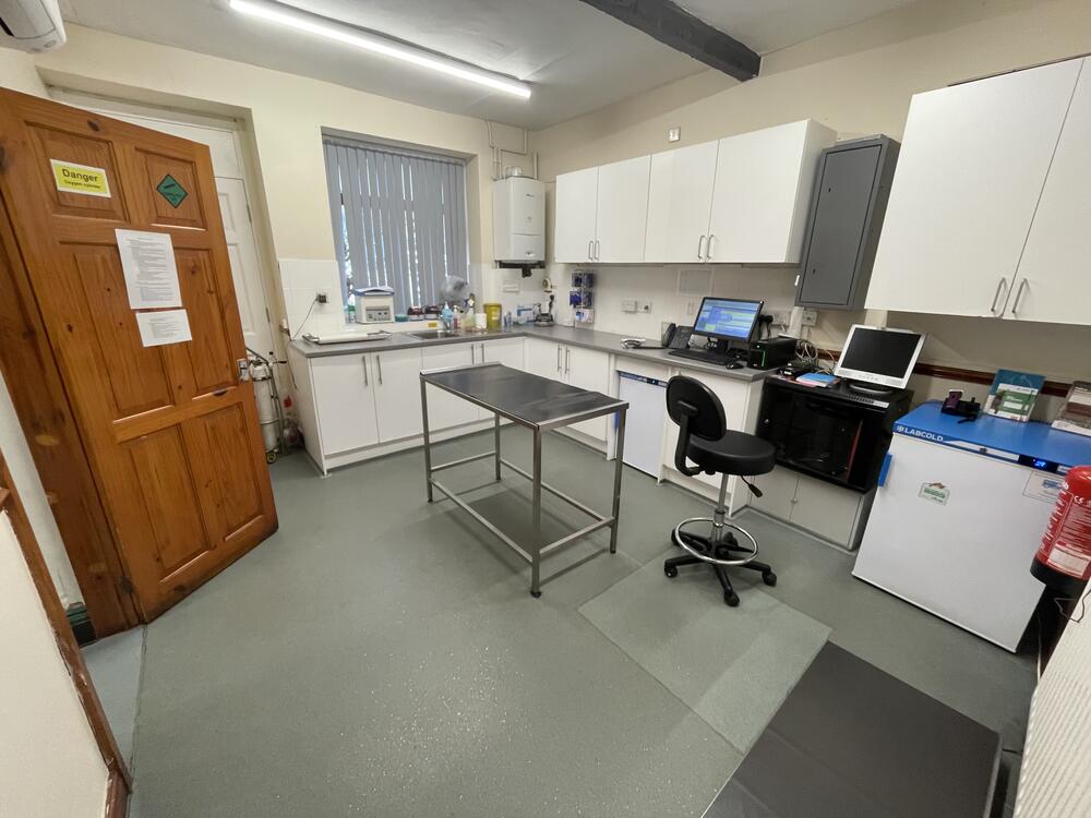 Photo of 78 & 78A Lowtown, Pudsey, West Yorkshire LS28 7AA