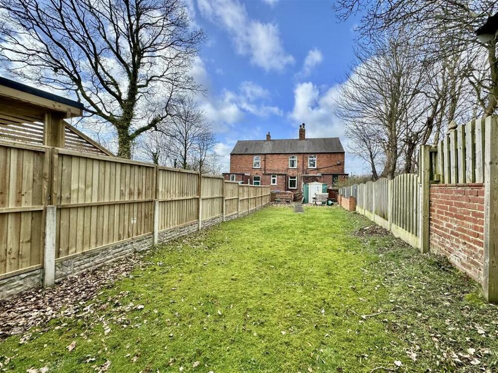 Photo of 231 Spark Lane, Mapplewell, Barnsley, South Yorkshire S75 6AF