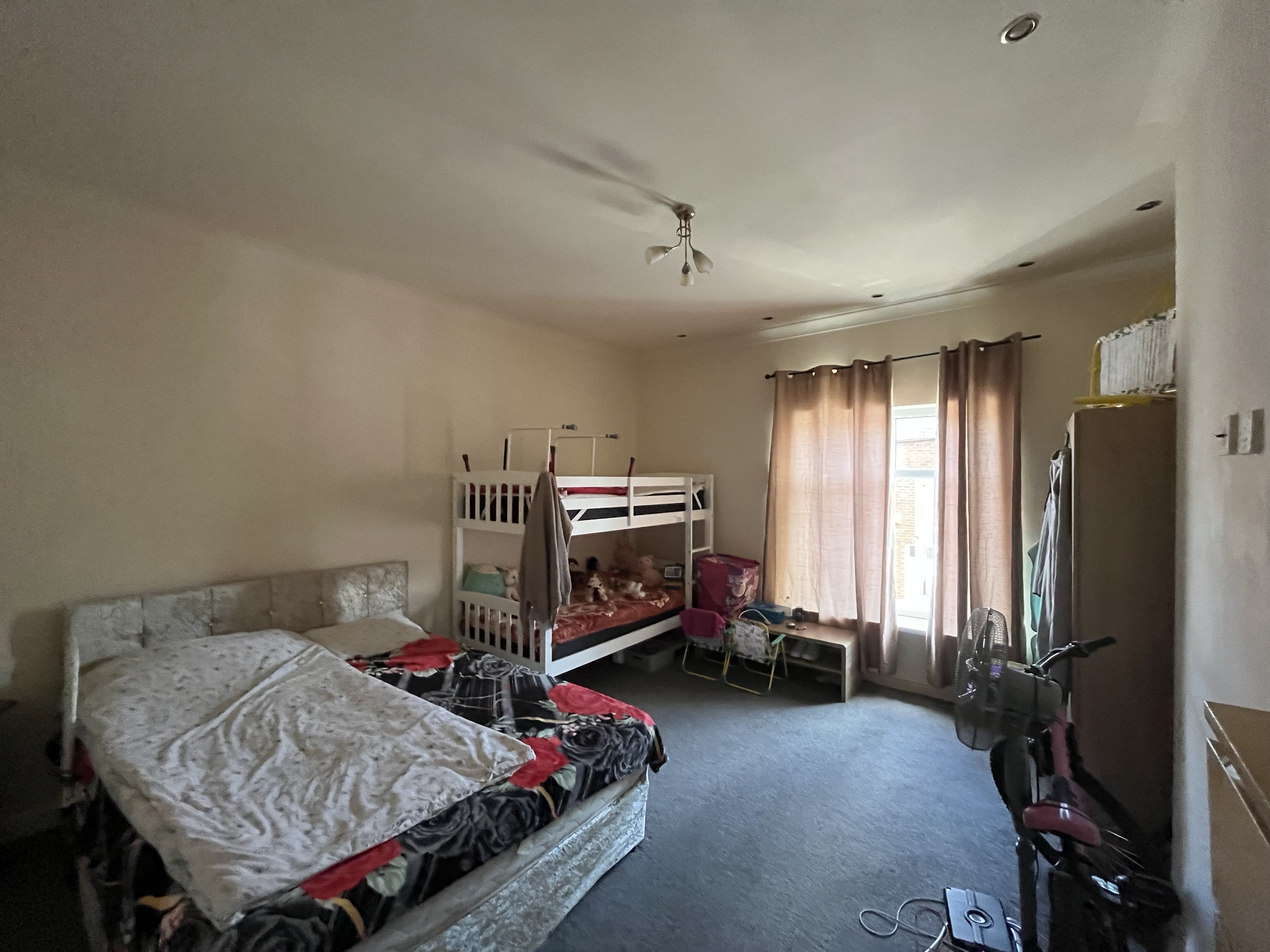 Property image #4