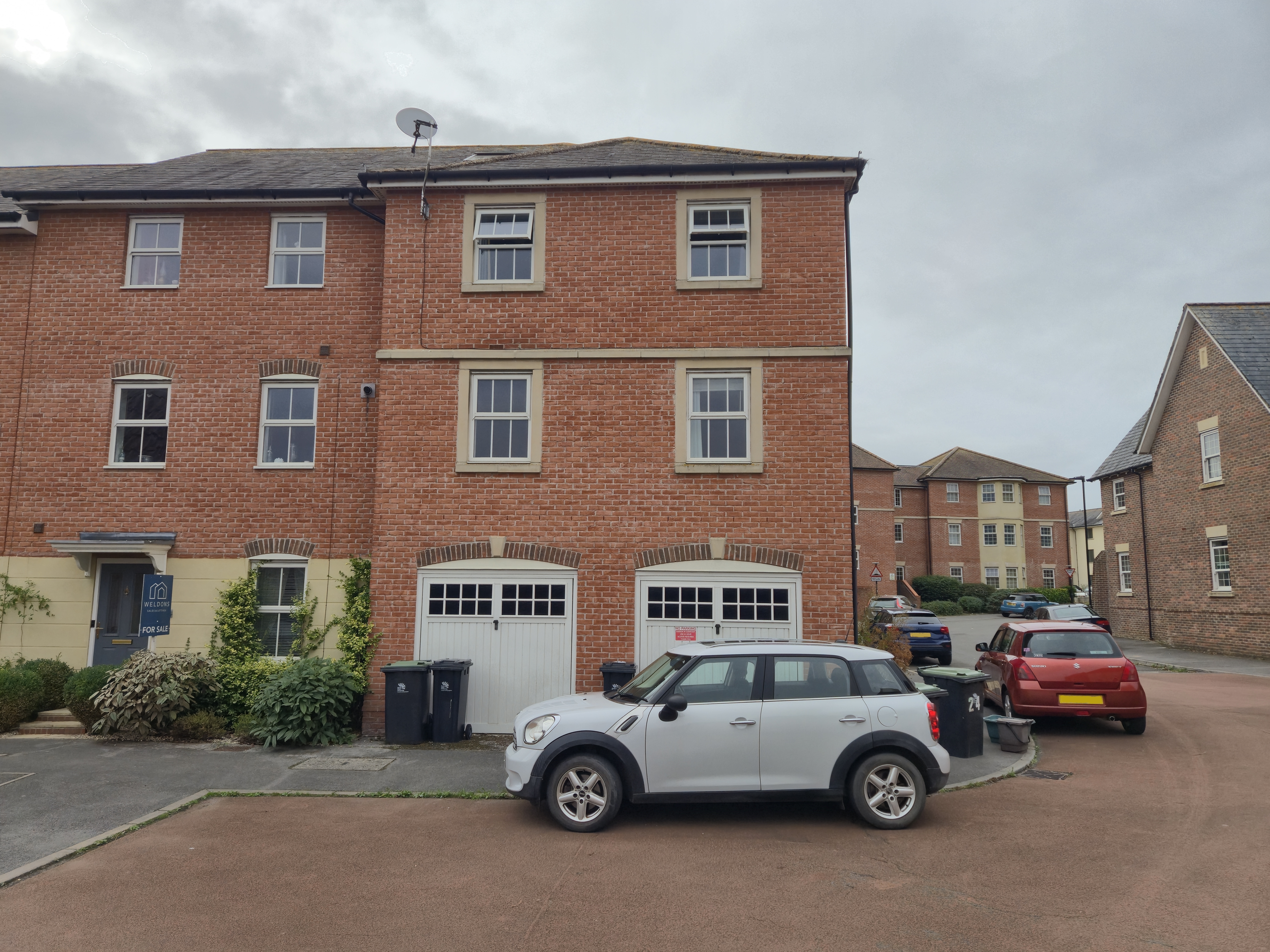 Property image #2