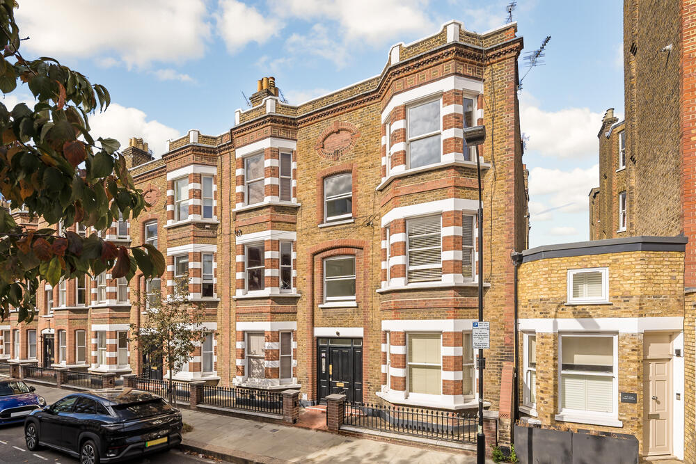Photo of Flat E, 2 Wyfold Road, London, Greater London SW6 6SJ