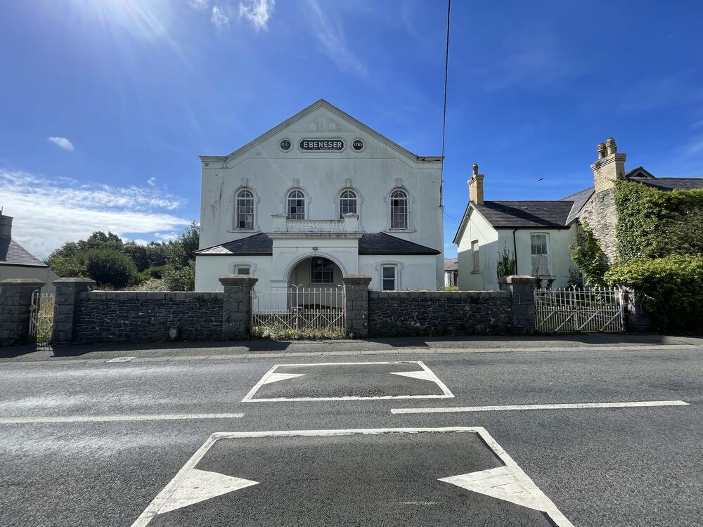 Grade II Listed Former Chapel with Re-development Potential