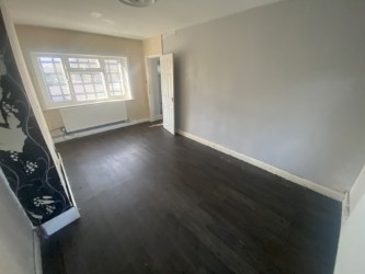 Property image #1