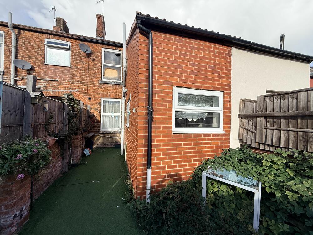 Photo of 64 Dodworth Road, Barnsley, South Yorkshire S70 6ED