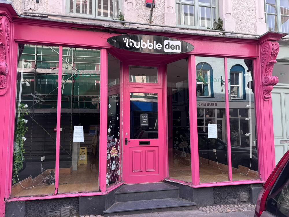 Photo of 36 High Street, Caernarfon, Gwynedd LL55 1RH