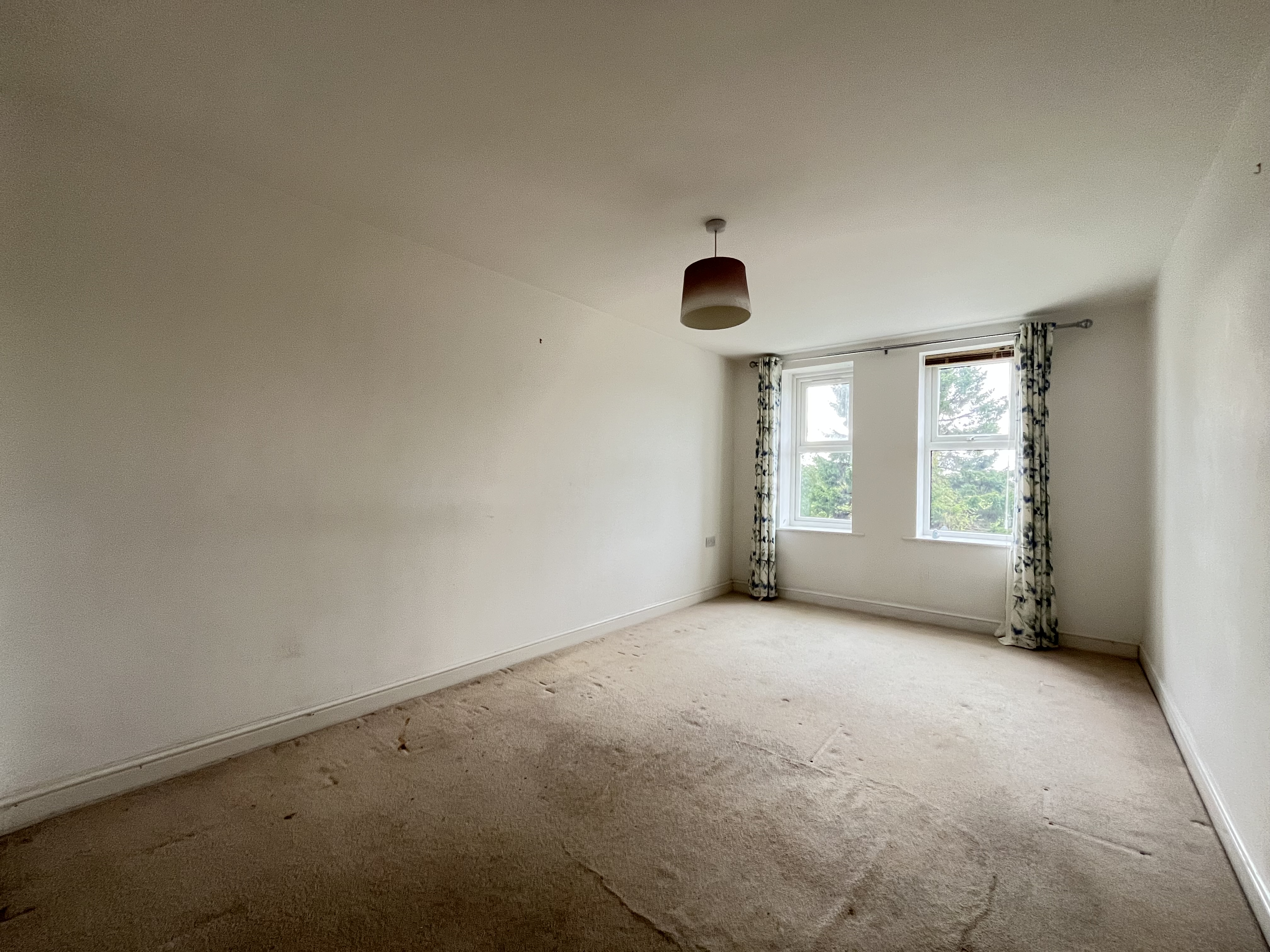 Property image #1