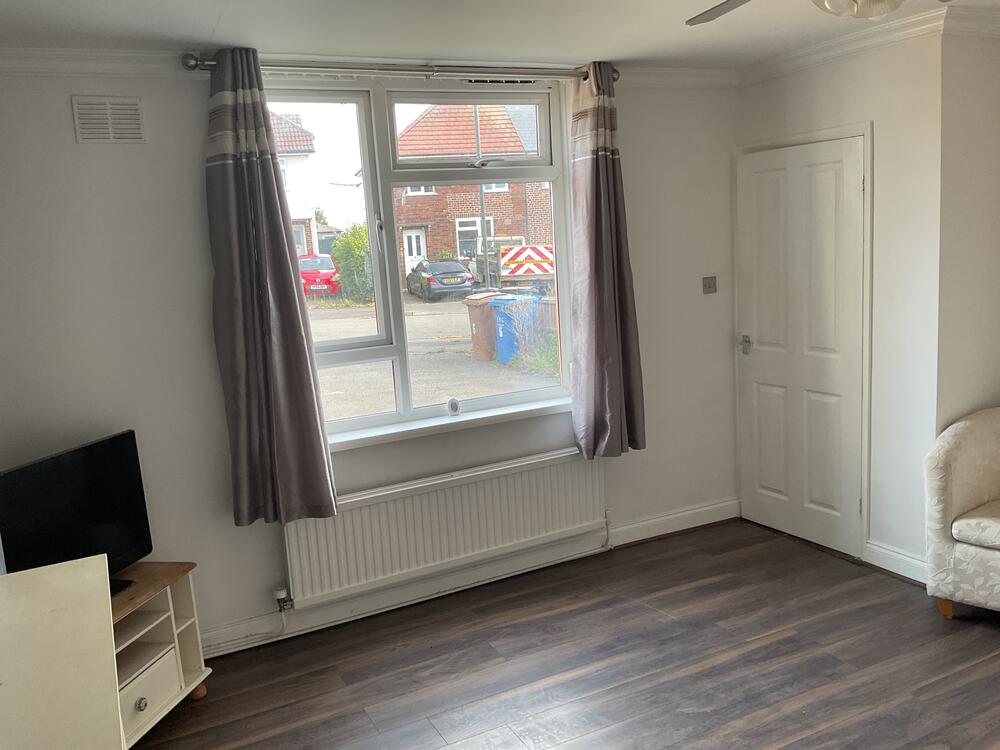 Photo of 6 Newbold Avenue, Borrowash, Derby, Derbyshire DE72 3GL
