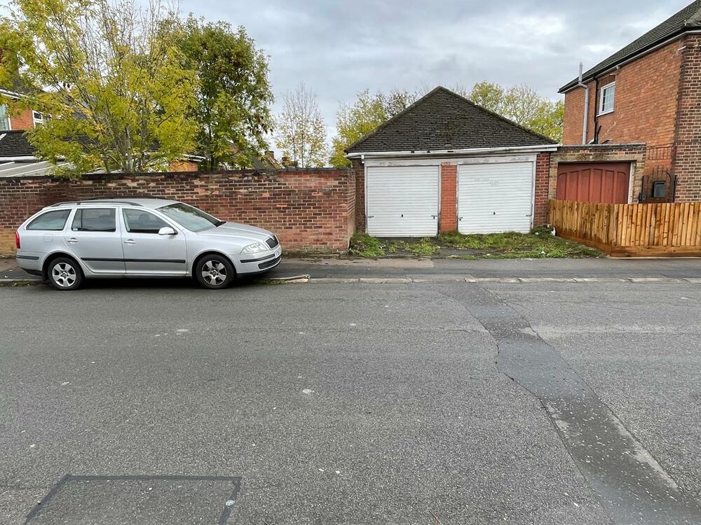 Photo of Land to rear of 438a Braunstone Lane, Leicester, Leicestershire LE3 3DF
