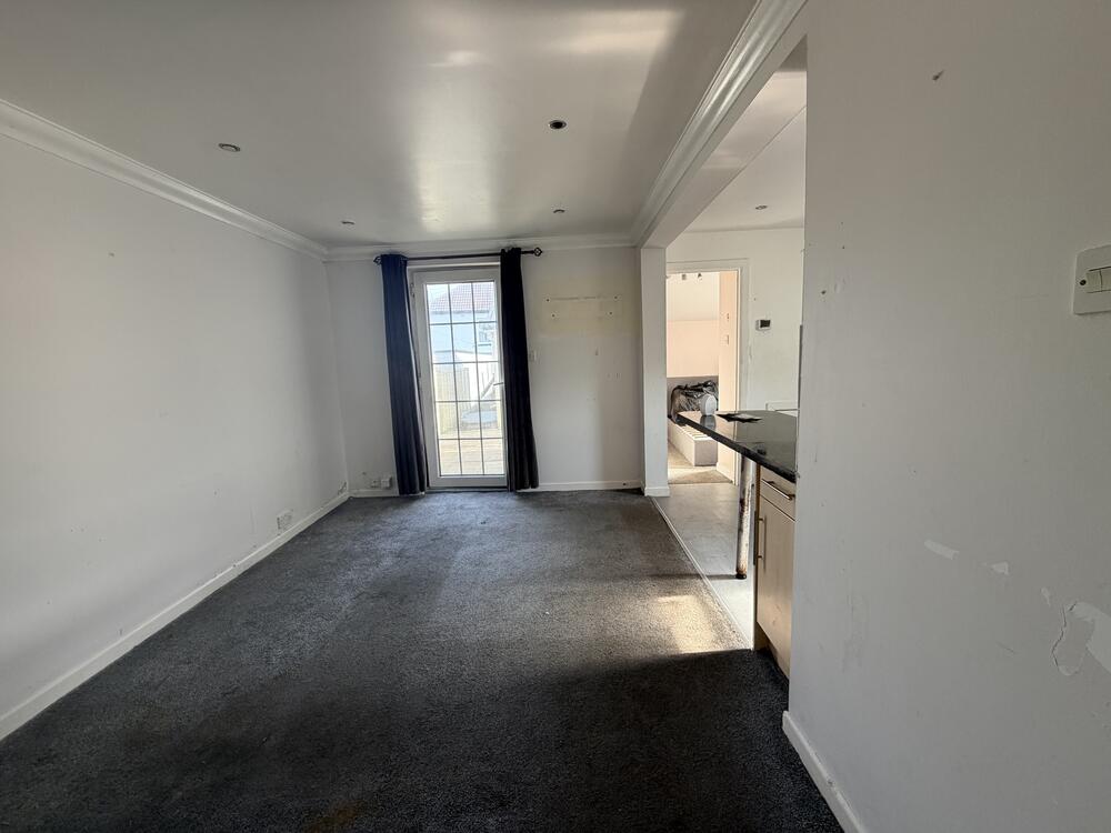 Photo of 142 Malvern Road, Bournemouth, Dorset BH9 3DD