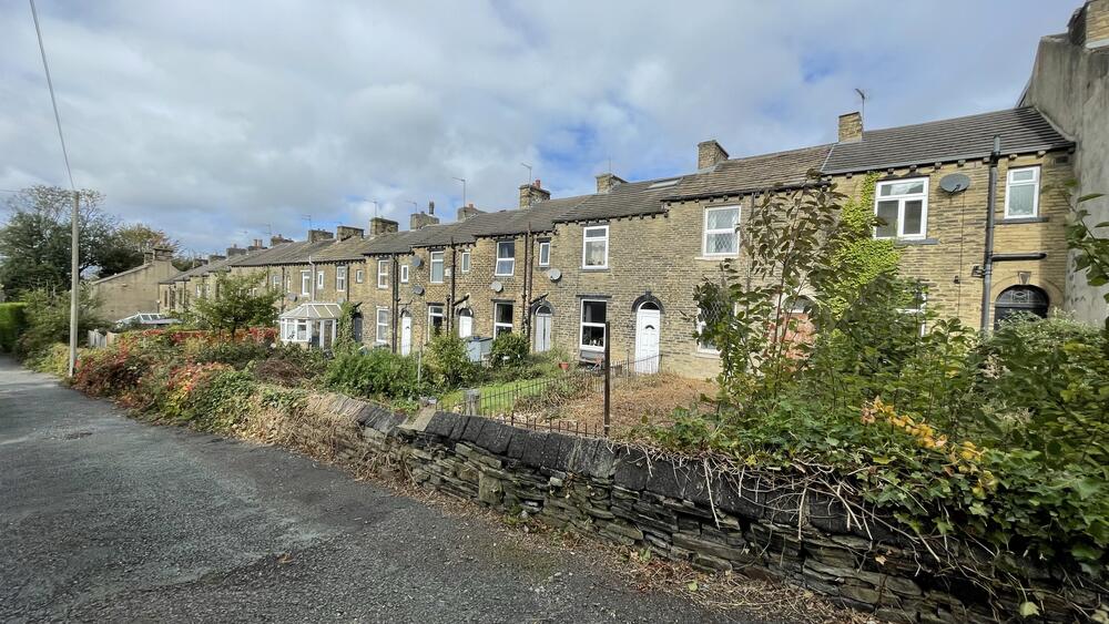 Photo of 13 Rhodes Terrace, Bradford, West Yorkshire BD2 4LA