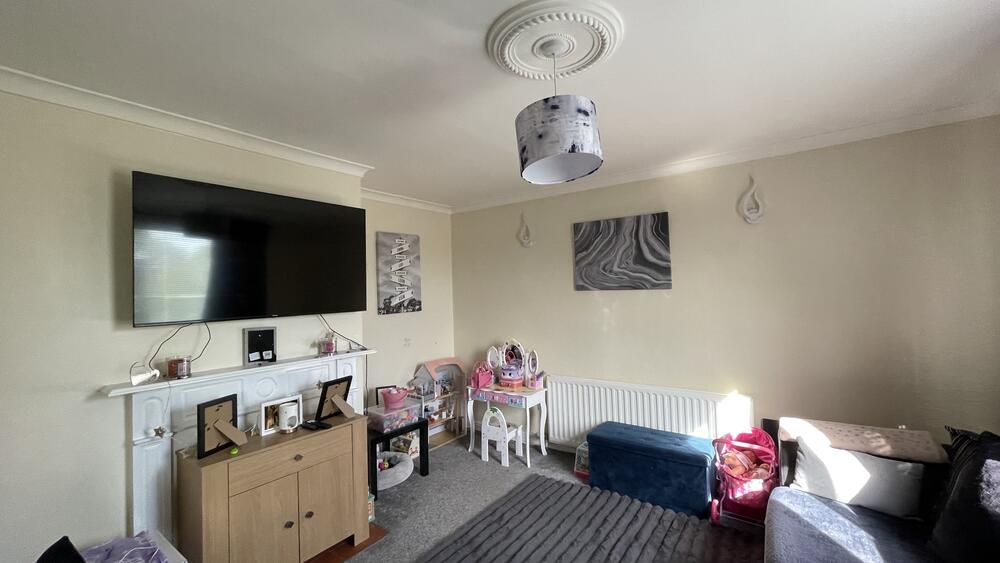 Photo of 12 Summer Hall Ing, Wyke, Bradford, West Yorkshire BD12 8DN