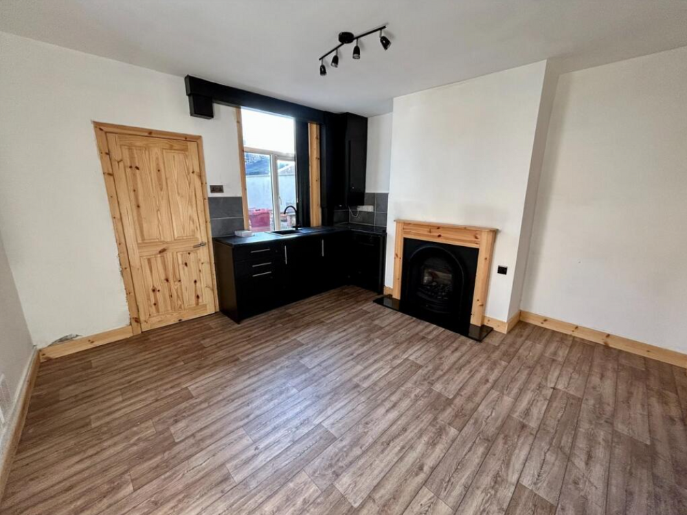 Renovated One-Bedroom Apartment