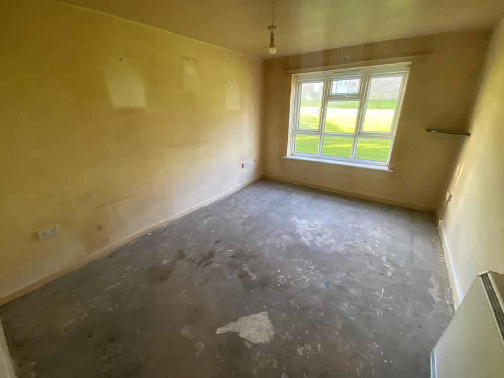 Photo of 84 Spring Edge, Halifax, West Yorkshire HX1 3BD