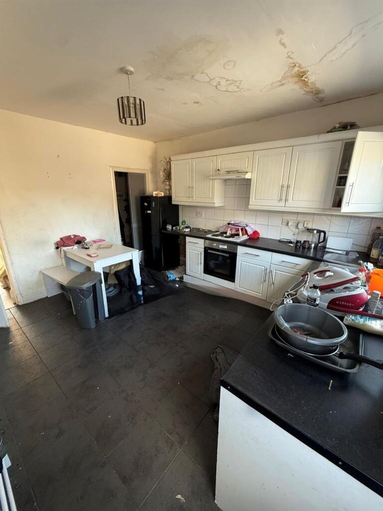 Property image #2
