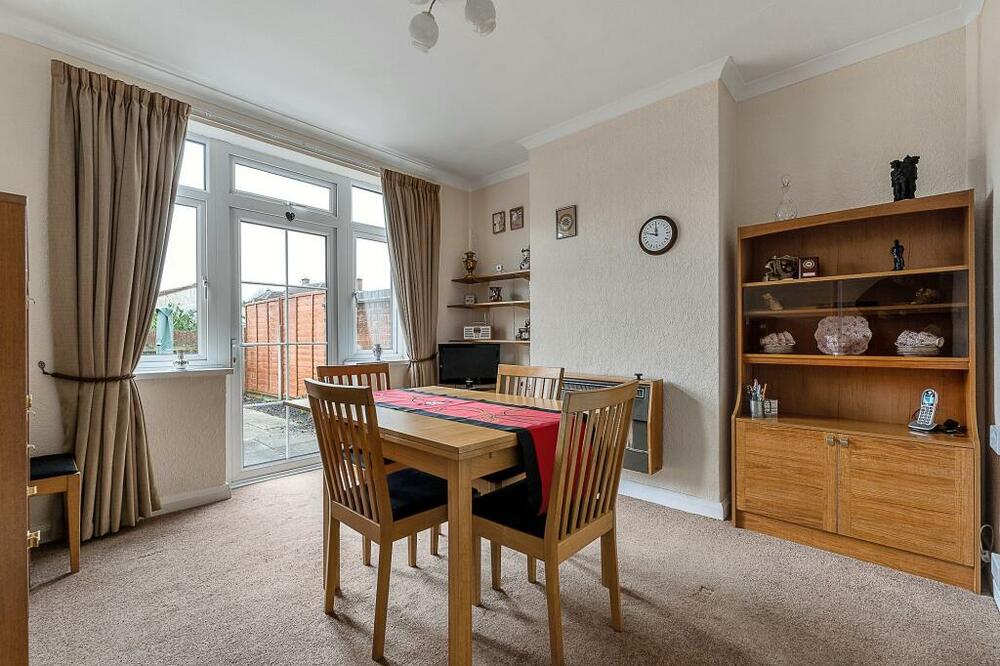 Photo of 28 Breadcroft Lane, Barrow Upon Soar, Loughborough, Leicestershire LE12 8HW