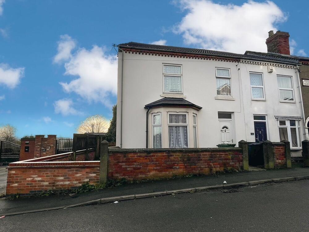 Bay Fronted Three Bedroomed End Terrace Property