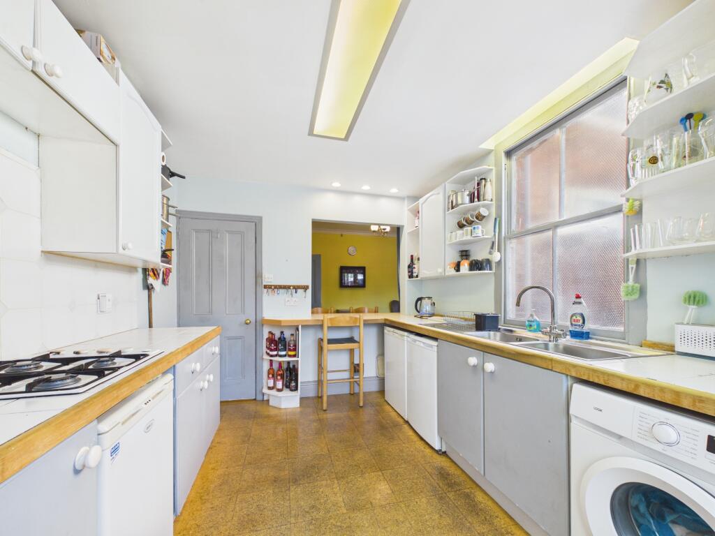 Property image #4