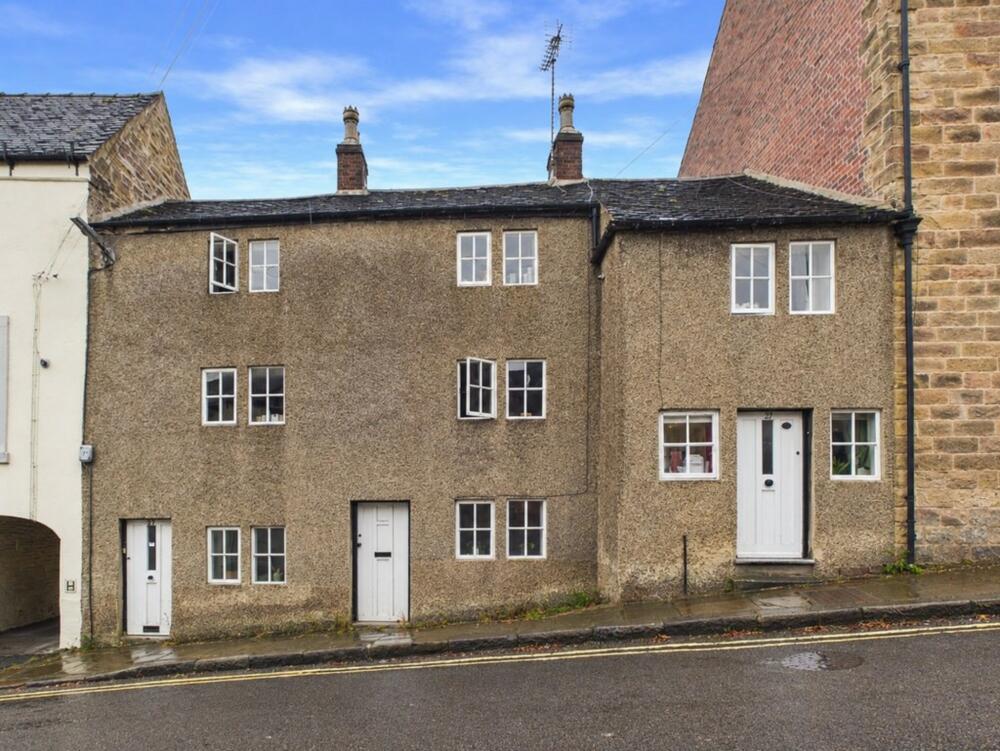 Substantial Five Bedroomed Terraced Property